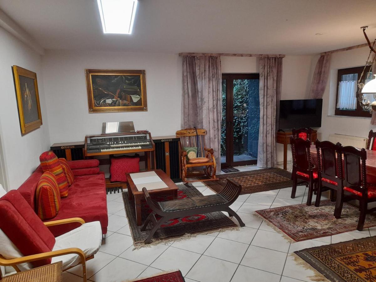 Souterrain Wohnung In Bensheim Buitenkant foto