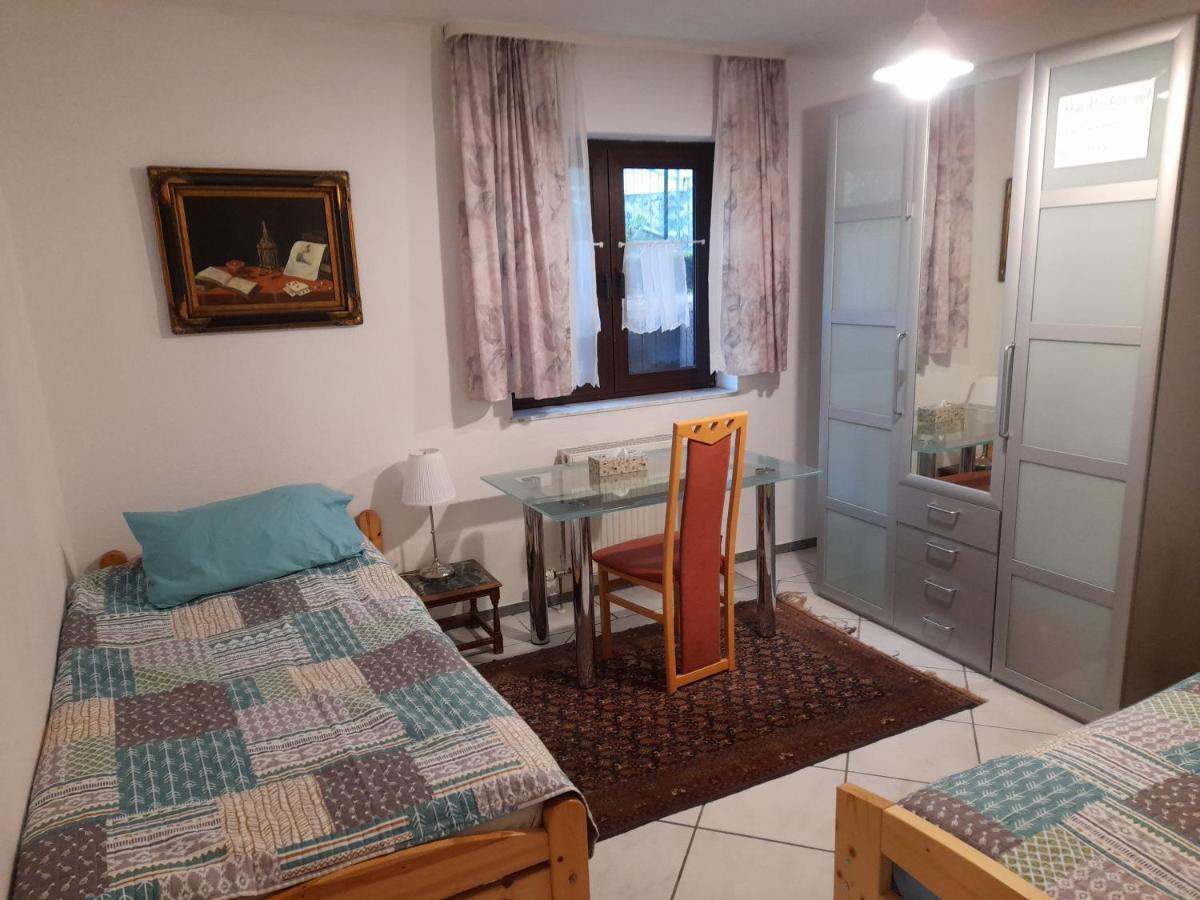 Souterrain Wohnung In Bensheim Buitenkant foto